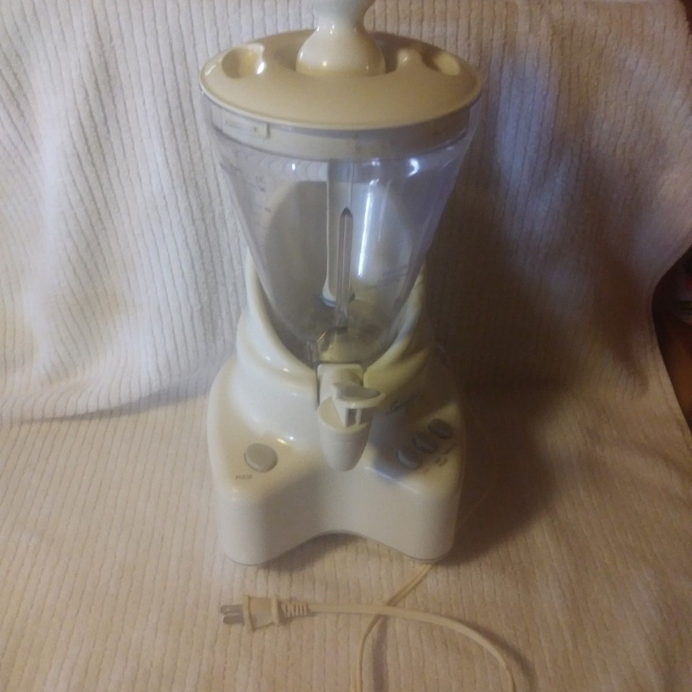 Smoothie Pro 600 - White/Gray